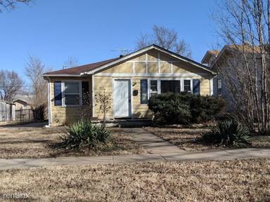 Main picture of 1812 S Main St