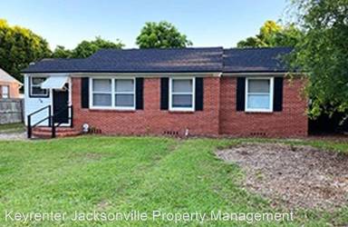 Main picture of 776 Gardenia Ln