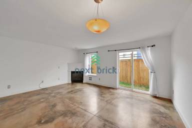 Main picture of 112 22nd Ave
