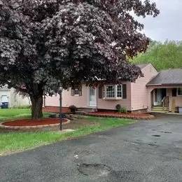 Main picture of 23 Royal Cir