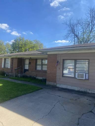 Main picture of 2316 Sunny Ln