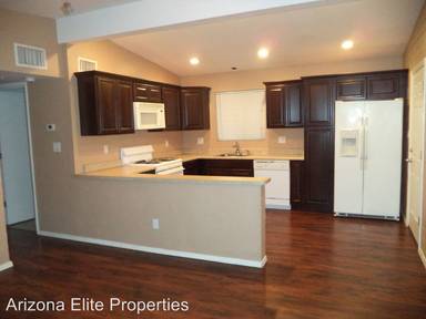 Main picture of 1010 E Henry St