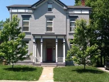 Main picture of 3015 Hackberry St