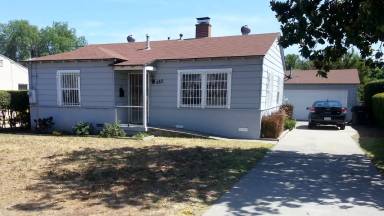 Main picture of 4811 Beech St