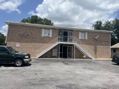 Main picture of 603 Hall Ave