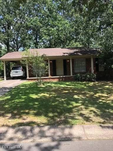 Main picture of 18 Park Haven Dr