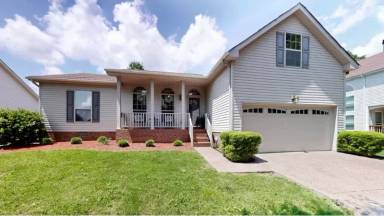 Main picture of 348 Huntington Dr