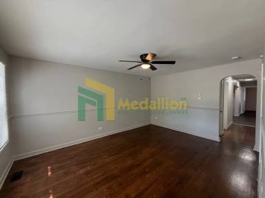 Main picture of 12430 S Wentworth Ave