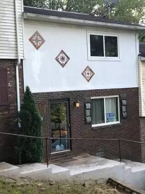 Main picture of 110 Town Ct