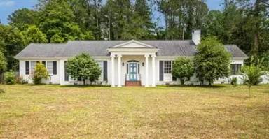 Main picture of 525 N Purdy St