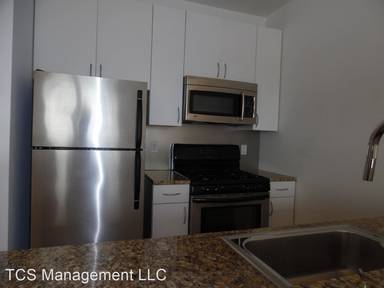 Main picture of 182 Gay St