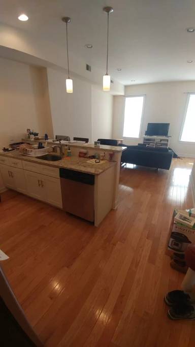 Main picture of 2011 Fairmount Ave