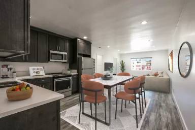 Main picture of 451 Coronado Ter