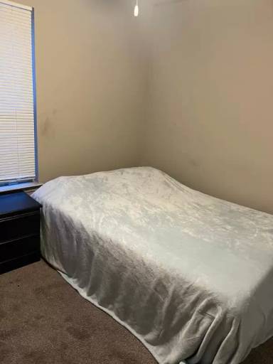 Main picture of 350 Wedgewood Dr