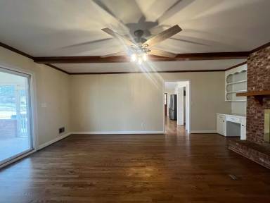 Main picture of 20 Randy Dr