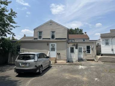 Main picture of 350 S 3rd St