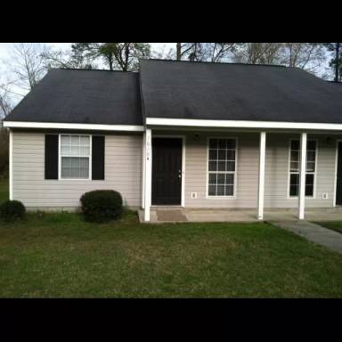 Main picture of 2627 7th St SE