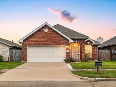 Main picture of 13530 Carruth Ln