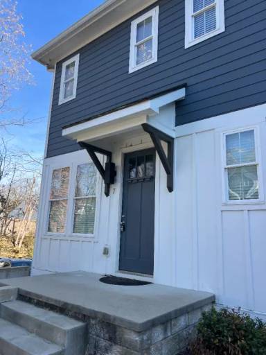 Main picture of 2120 Herman St