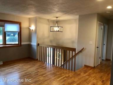 Main picture of 428 1st St