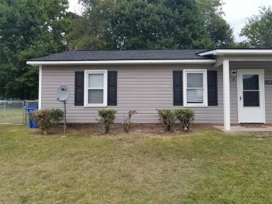 Main picture of 1305 Ireland Dr