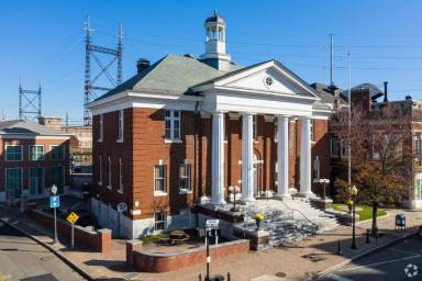 Main picture of 41 N Main St