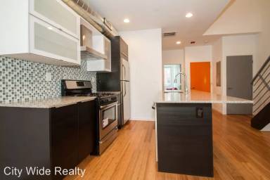 Main picture of 457 E Girard Ave