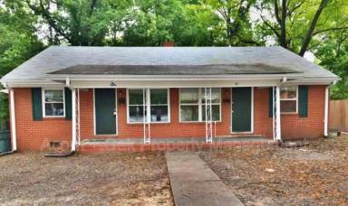 Main picture of 102 Bennett Ct