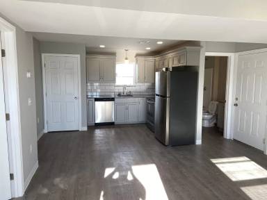 Main picture of 130 Spruce St