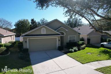 Main picture of 739 Straw Lake Dr