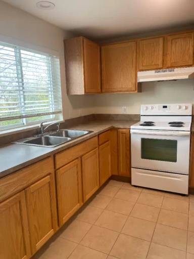 Main picture of 417 S Main St