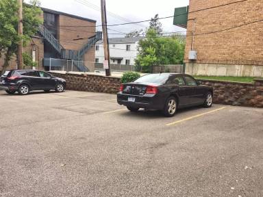 Main picture of 912 Oakland Ave