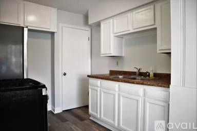 Main picture of 725 169th St