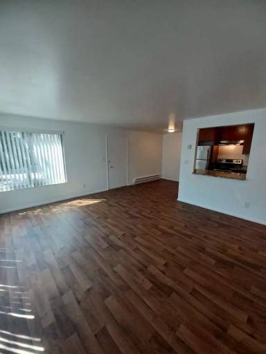 Main picture of 4460 Woodland Park Ave N