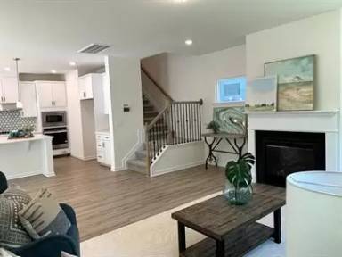 Main picture of 121 Azalea View Way