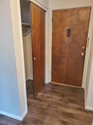 Main picture of 2222 S 17th St