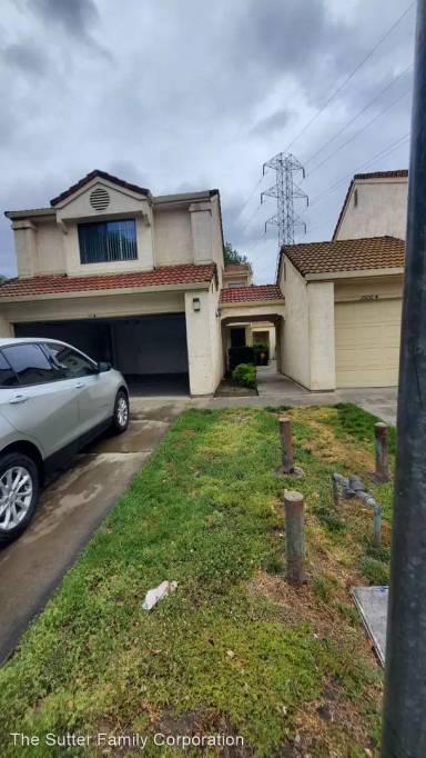 Main picture of 3500 Shawnee Dr