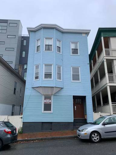 Main picture of 42 Hampshire St