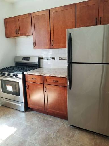 Main picture of 150 W End Ave