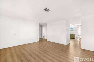 Main picture of 15360 Sequoia St