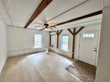 Main picture of 704 Mystic View Rd