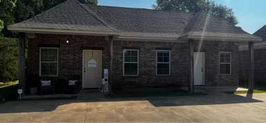 Main picture of 234 Joe White Rd
