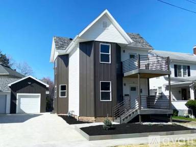 Main picture of 14 Morris Ave