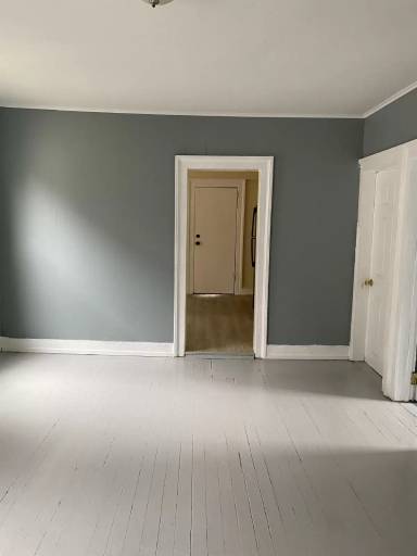 Main picture of 734 Orchard St