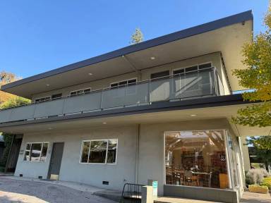 Main picture of 500 Red Hill Ave