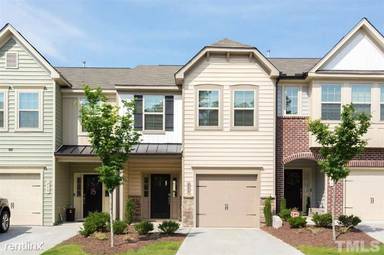 Main picture of 207 Spring Flower Ln