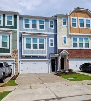 Main picture of 1248 Commack Dr