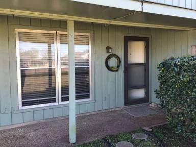Main picture of 10001 Carlsbad Dr