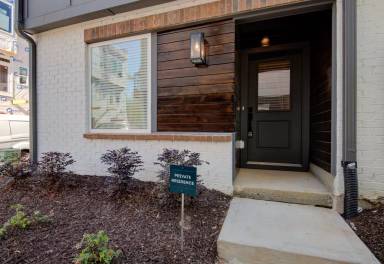 Main picture of 5045 York Park Ln