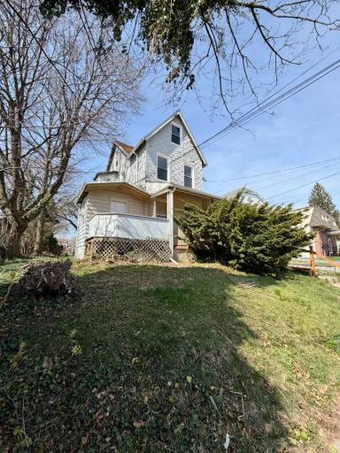 Main picture of 1312 Lincoln Ave